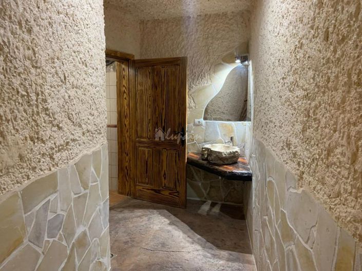 Image No.36-7 Bed Country House for sale