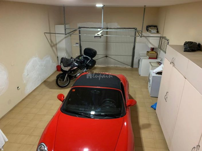 Image No.40-7 Bed Country House for sale