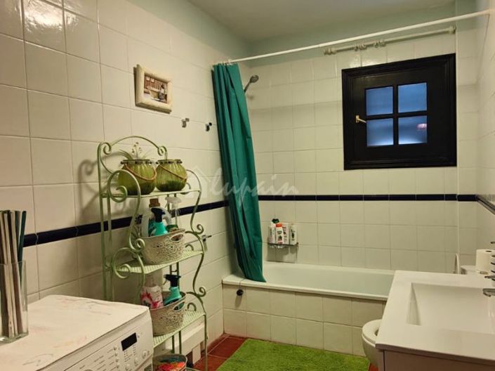 Image No.20-3 Bed Villa for sale