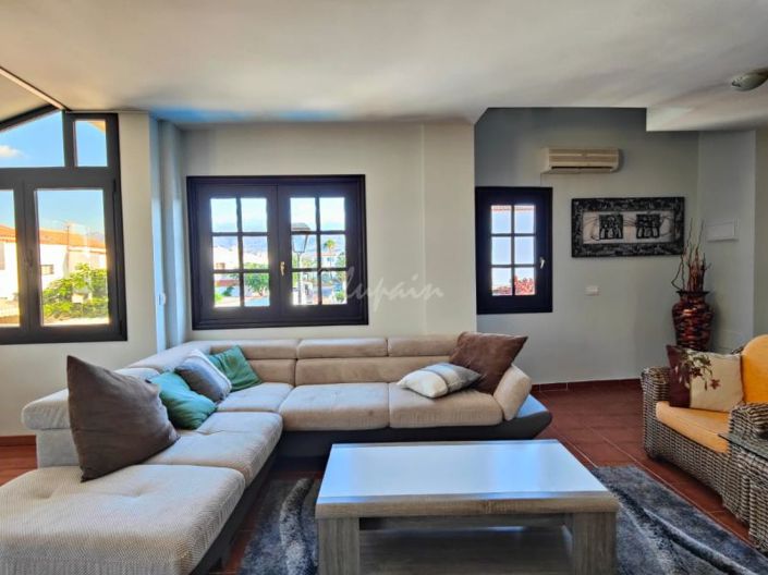 Image No.8-3 Bed Villa for sale