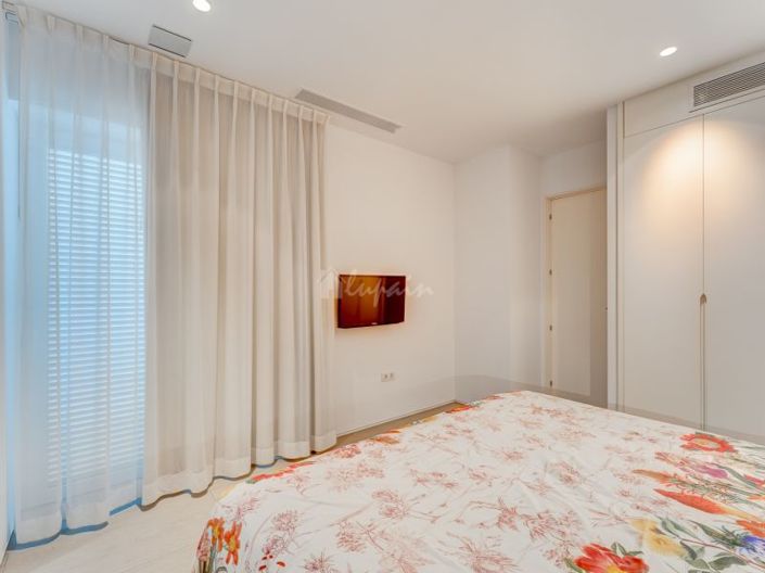 Image No.11-1 Bed Apartment for sale