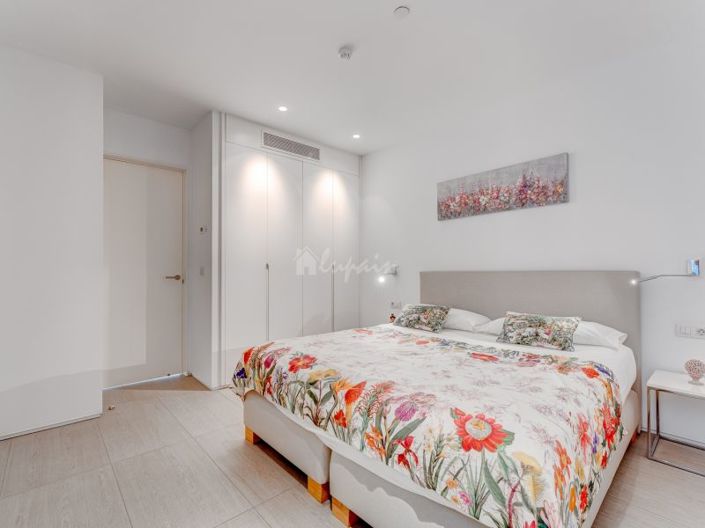 Image No.12-1 Bed Apartment for sale