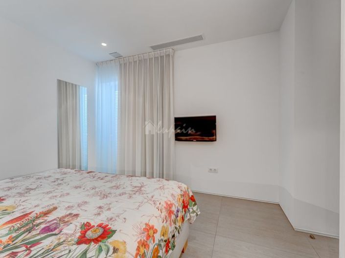 Image No.13-1 Bed Apartment for sale