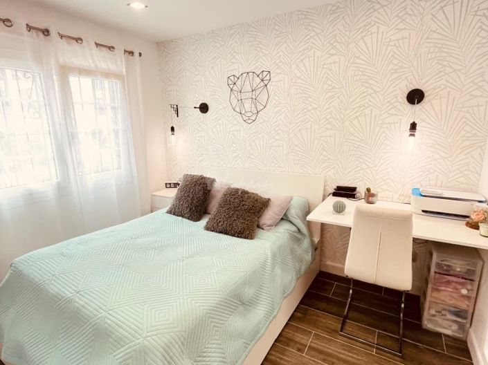 Image No.17-2 Bed Apartment for sale