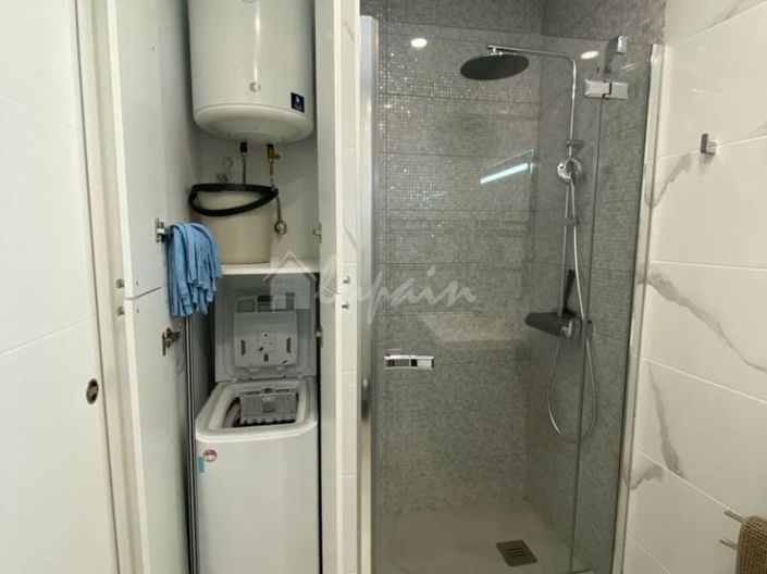 Image No.25-Studio for sale