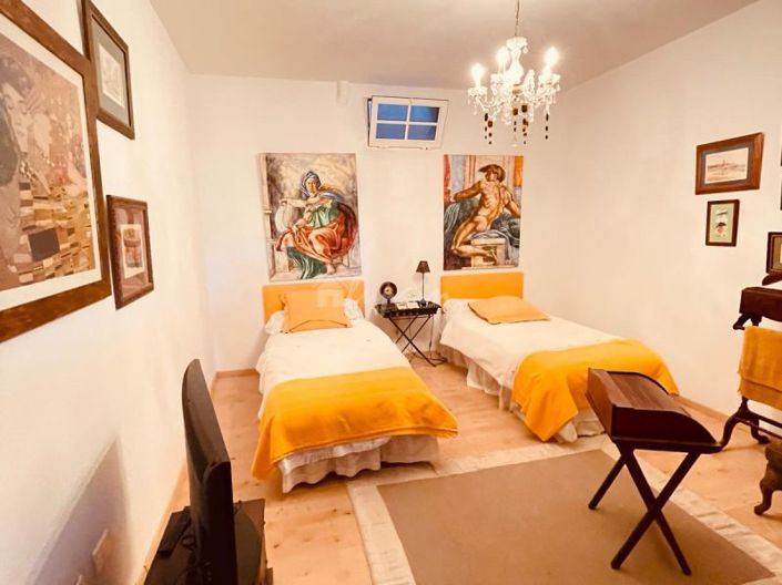 Image No.22-4 Bed Villa for sale