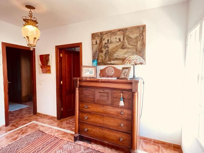 Image No.29-4 Bed Villa for sale