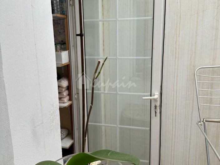 Image No.8-2 Bed Townhouse for sale