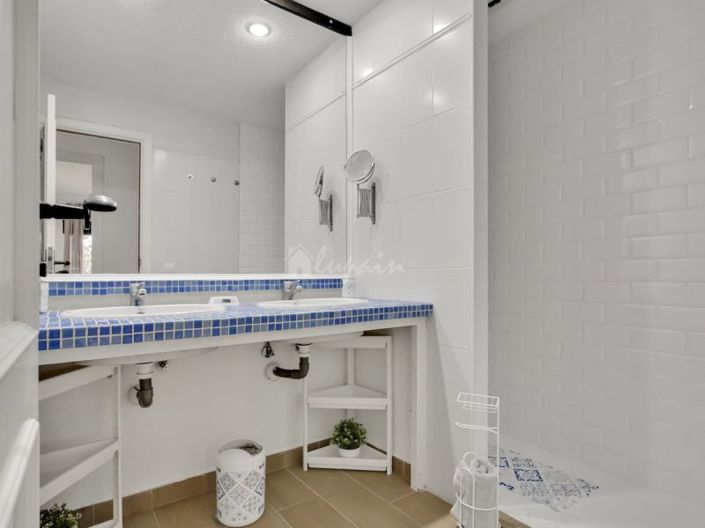 Image No.20-2 Bed Apartment for sale