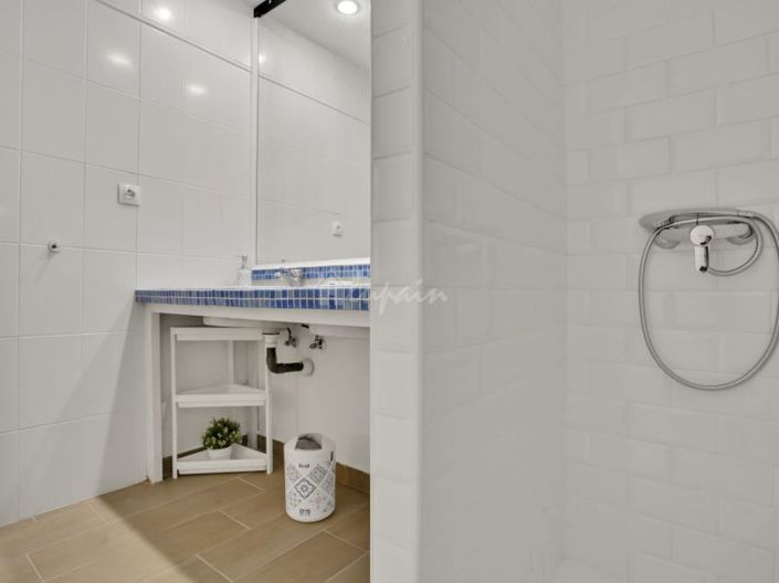 Image No.22-2 Bed Apartment for sale