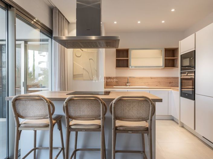 Image No.9-2 Bed Apartment for sale