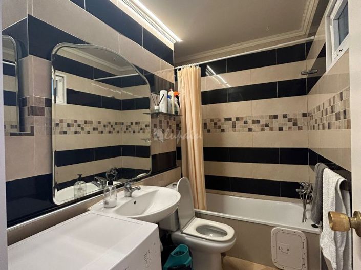 Image No.11-1 Bed Apartment for sale