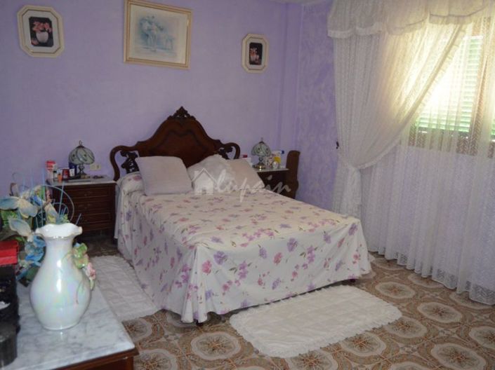 Image No.11-4 Bed Villa for sale