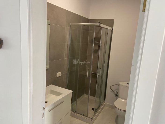 Image No.21-6 Bed Villa for sale