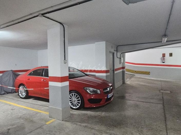 Image No.20-3 Bed Apartment for sale