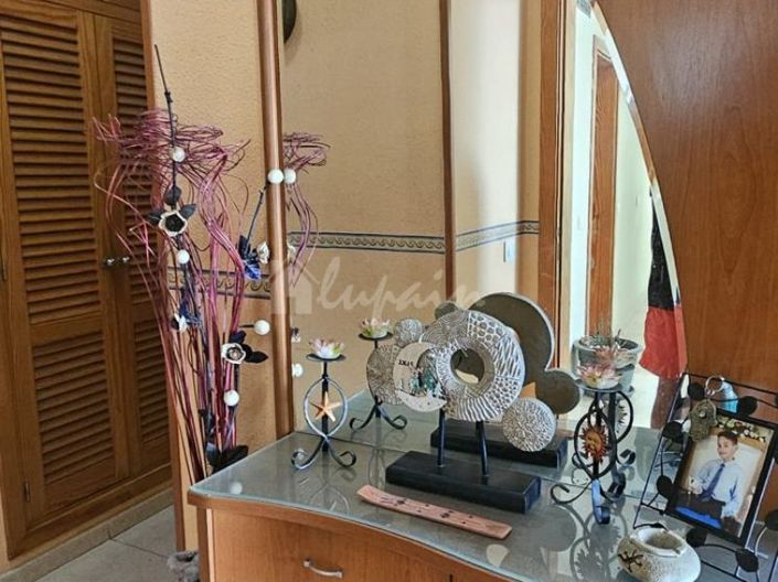 Image No.21-3 Bed Apartment for sale