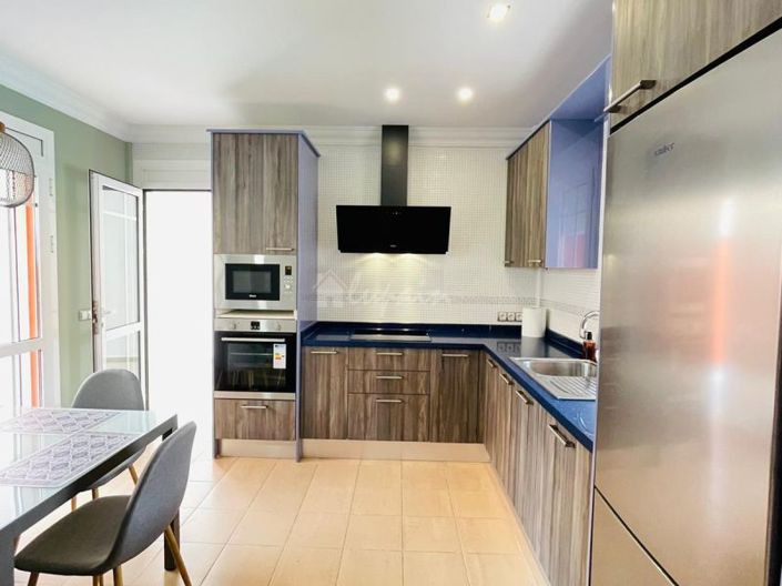 Image No.42-4 Bed Villa for sale