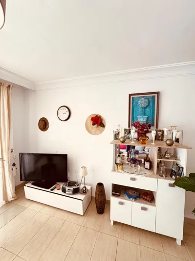 Image No.10-3 Bed Townhouse for sale