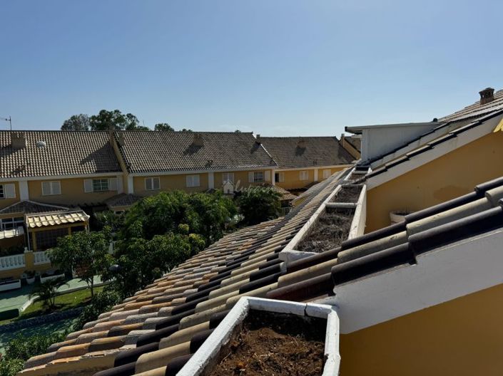 Image No.10-3 Bed Townhouse for sale