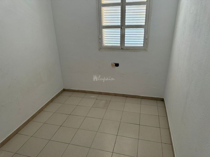 Image No.23-3 Bed Townhouse for sale