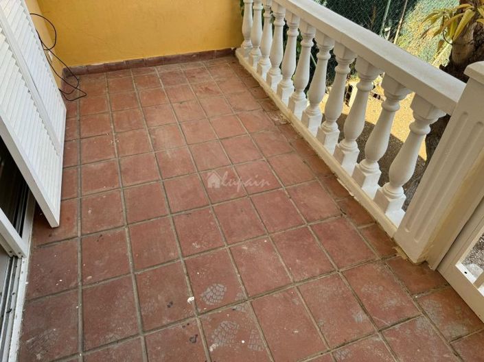 Image No.26-3 Bed Townhouse for sale