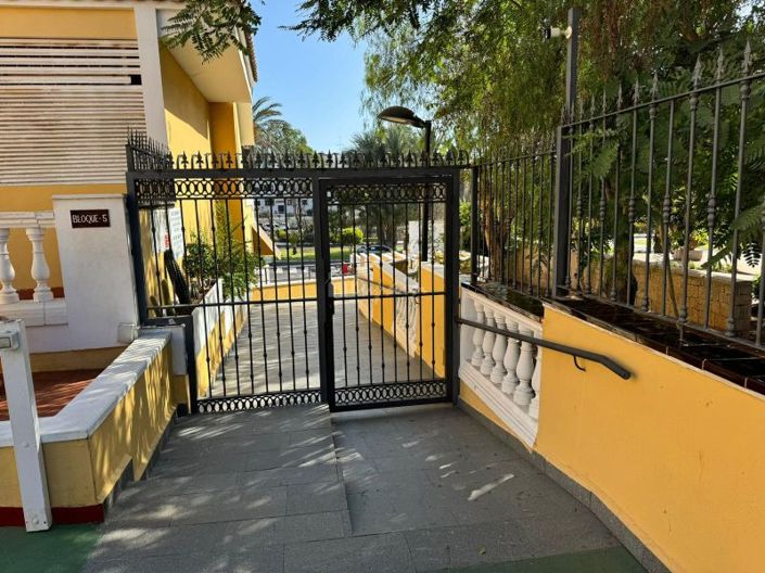 Image No.32-3 Bed Townhouse for sale