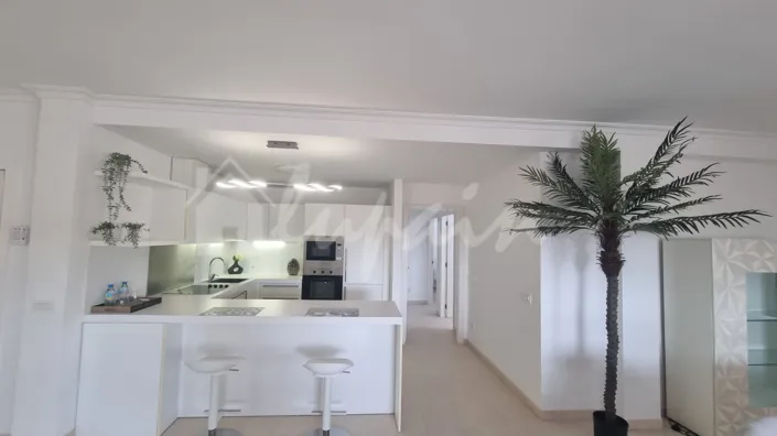 Image No.19-3 Bed Apartment for sale