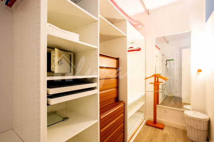 Image No.12-1 Bed Apartment for sale