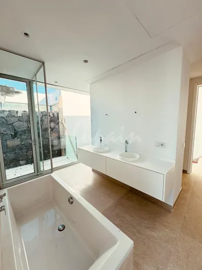 Image No.13-4 Bed Villa for sale