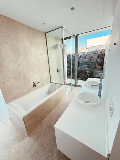 Image No.14-4 Bed Villa for sale