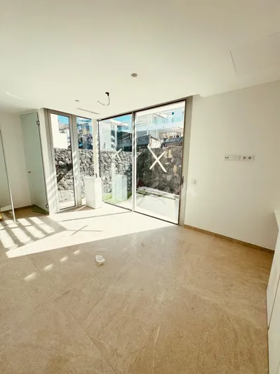 Image No.15-4 Bed Villa for sale