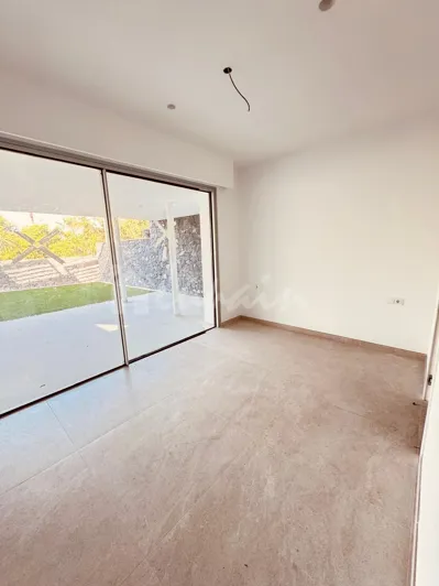 Image No.19-4 Bed Villa for sale