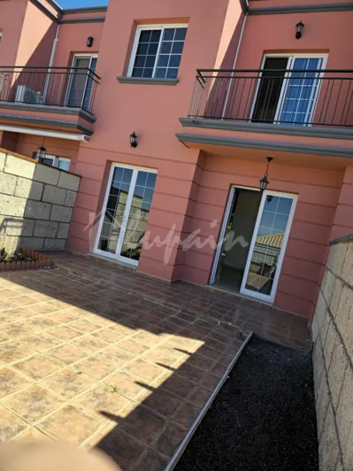 Image No.5-3 Bed Townhouse for sale