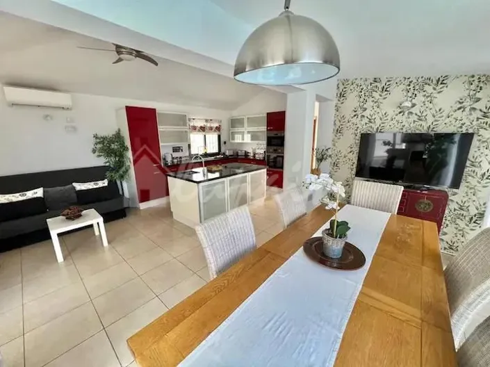 Image No.7-4 Bed Villa for sale