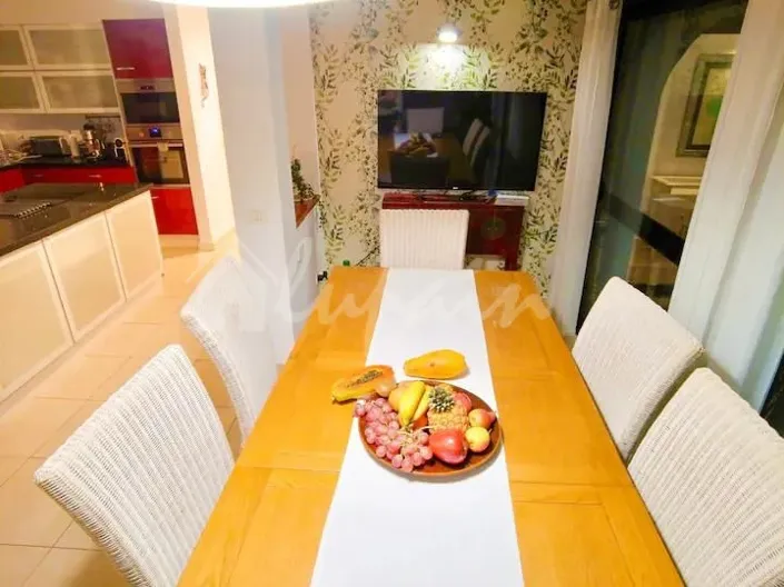 Image No.8-4 Bed Villa for sale