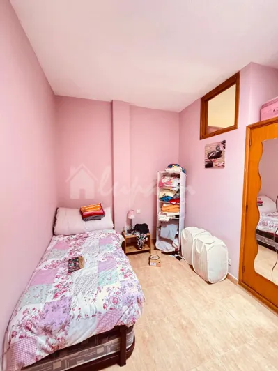 Image No.17-4 Bed Country House for sale