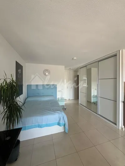 Image No.10-Studio for sale