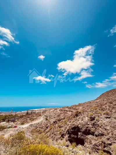 Image No.11-3 Bed Townhouse for sale