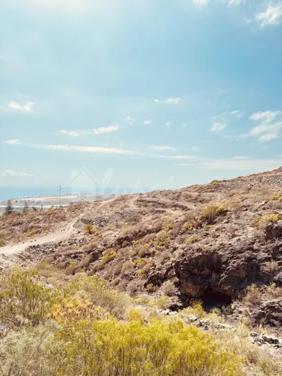 Image No.26-3 Bed Townhouse for sale