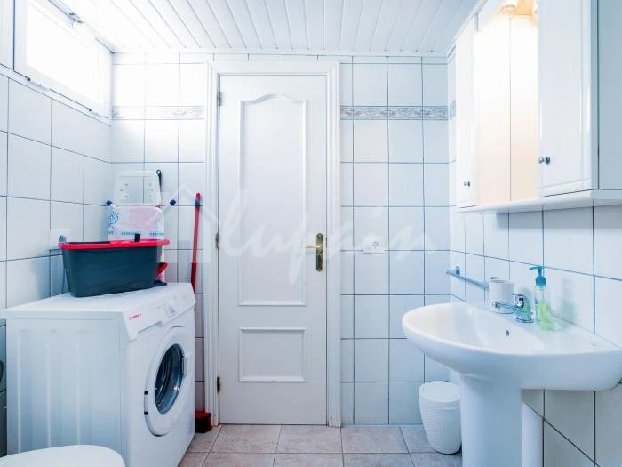 Image No.27-3 Bed Apartment for sale