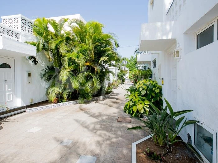 Image No.30-3 Bed Apartment for sale