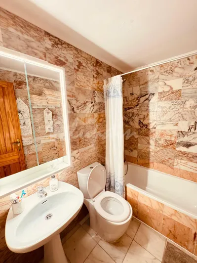 Image No.23-2 Bed Townhouse for sale