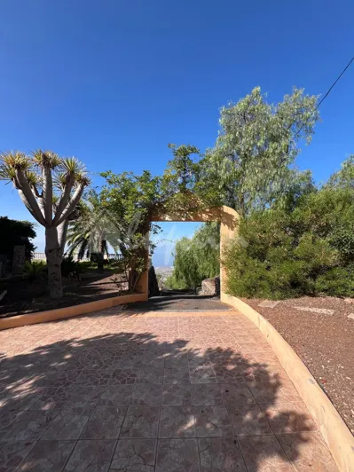 Image No.28-4 Bed Country House for sale