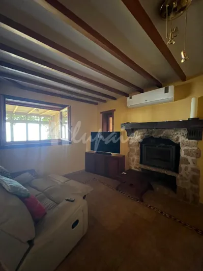 Image No.32-4 Bed Country House for sale