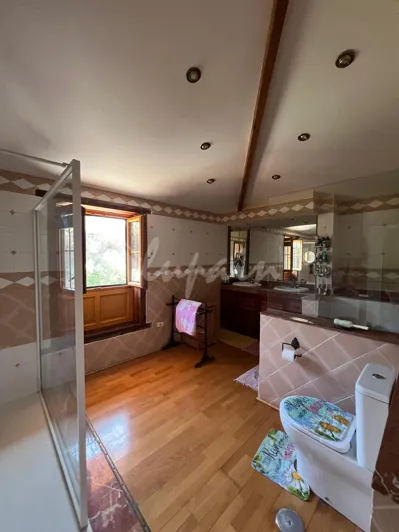 Image No.35-4 Bed Country House for sale