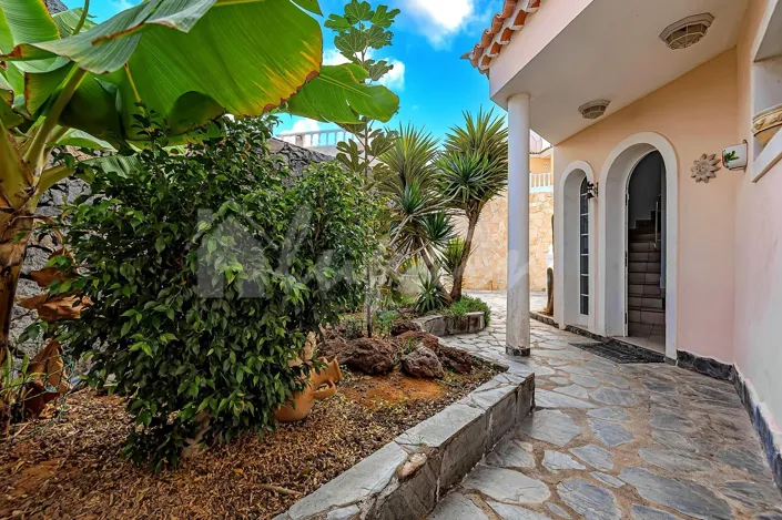 Image No.19-3 Bed Villa for sale