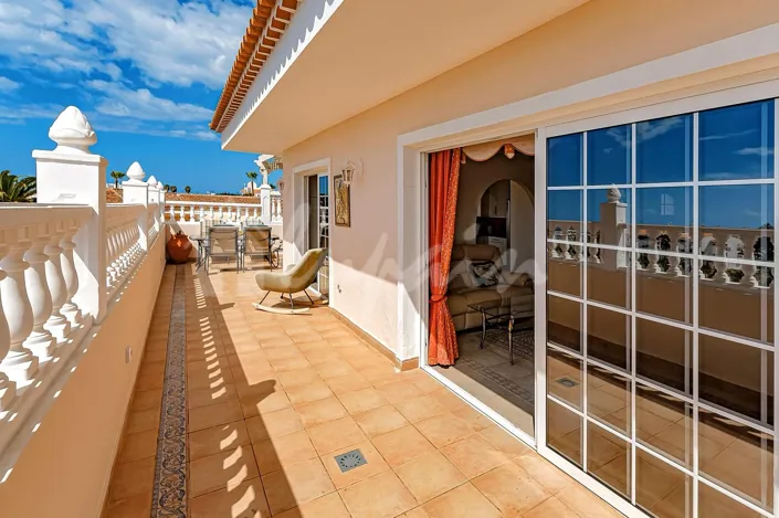 Image No.3-3 Bed Villa for sale