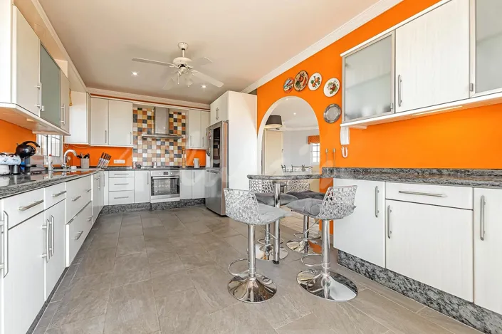 Image No.8-3 Bed Villa for sale