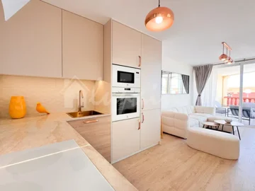 original568f107fe7a946jpg