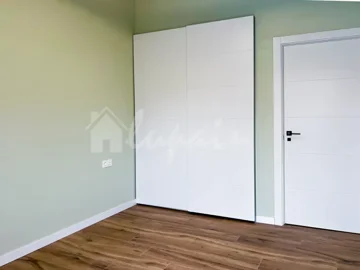 original1068f10f5ea6b42jpg